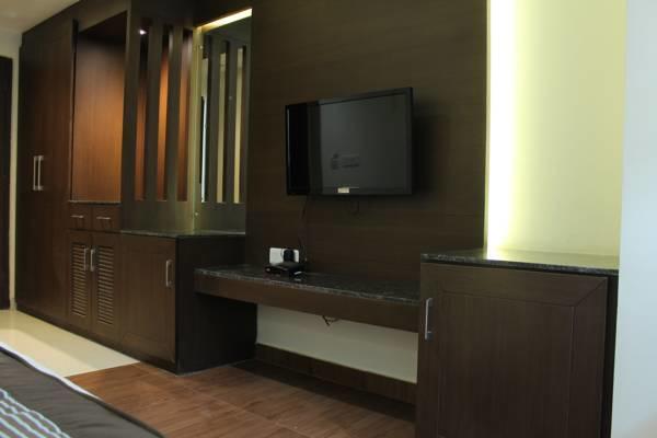 Hotel Opulence Pathānkot 外观 照片