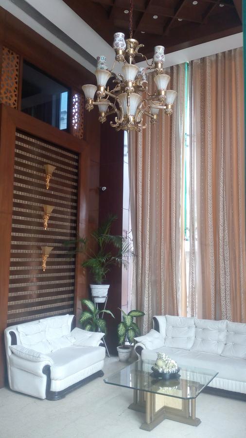 Hotel Opulence Pathānkot 外观 照片
